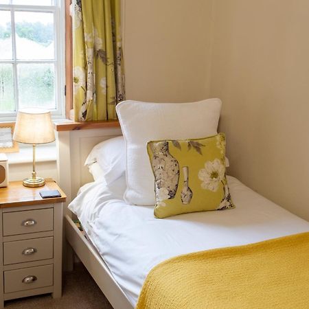 Market Cross Guest House Belford Buitenkant foto